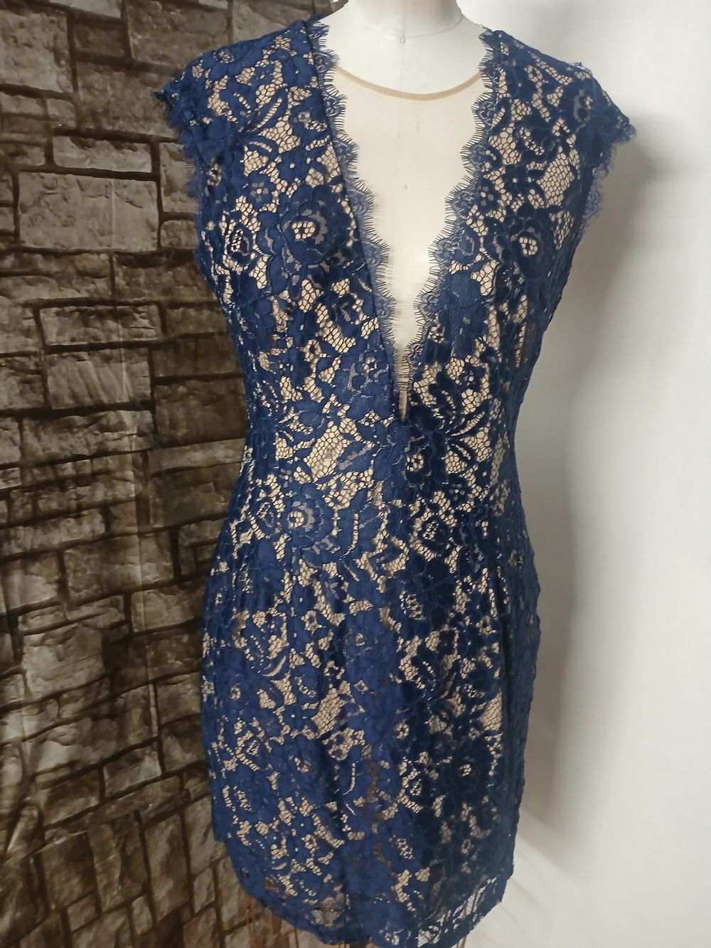 Aidan Mattox Navy Lace Mini Dress with Nude Lining